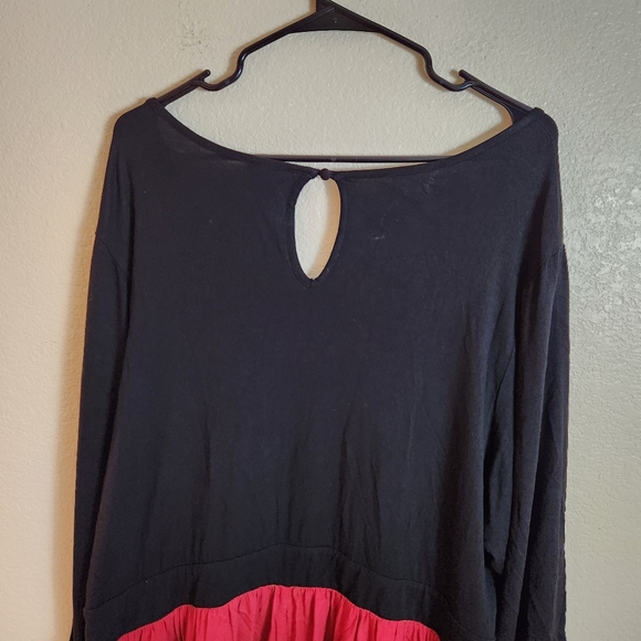 Torrid Disney Mickey Mouse Red Romper 4X - Picture 12 of 14